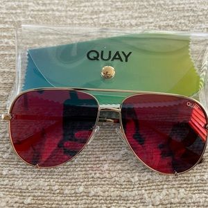 BNWT Quay High Key Mini Sunglasses 🕶